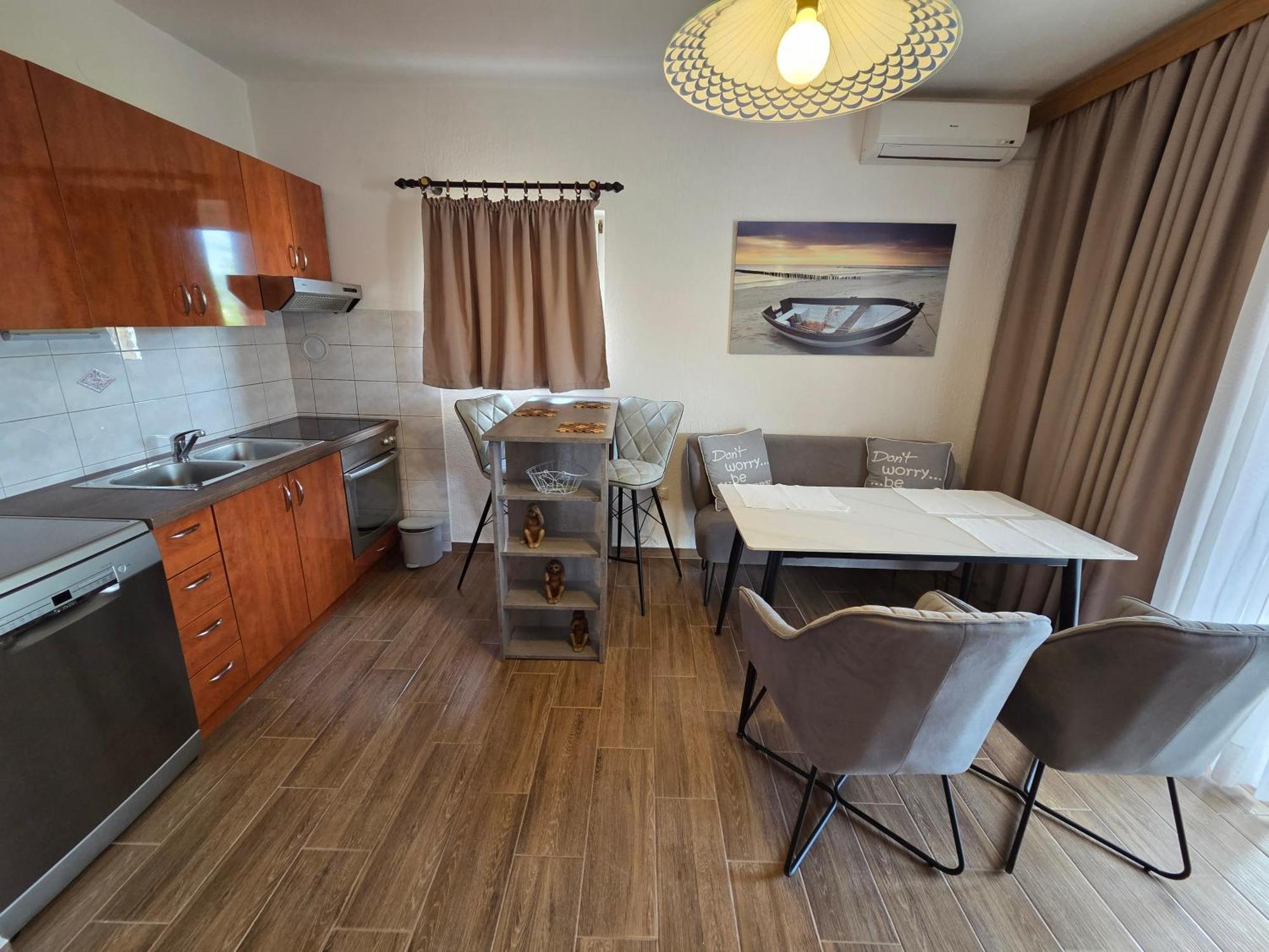 Apartments & Rooms Nensi บัชกา ภายนอก รูปภาพ