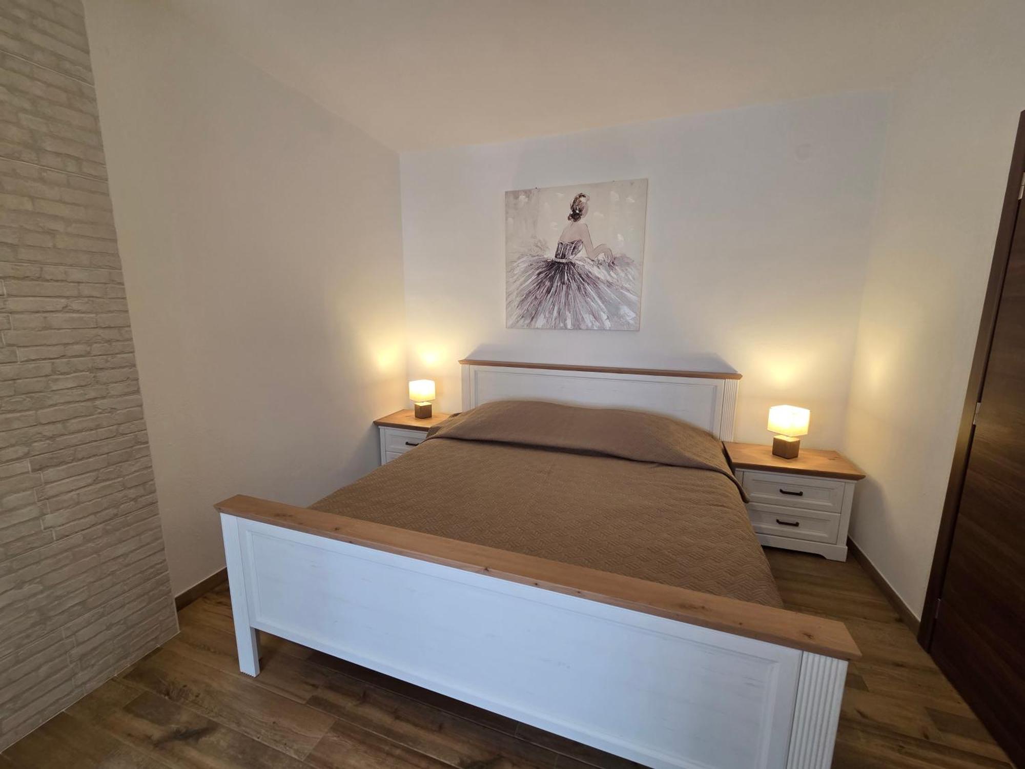 Apartments & Rooms Nensi บัชกา ภายนอก รูปภาพ